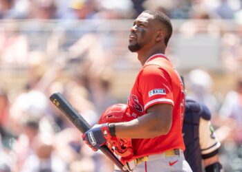 Reports: Angels DFA OF/DH Jorge Soler