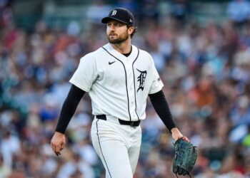 Reports: Padres trade for Tigers RHP Casey Mize at deadline
