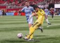 Surging Atlanta aims to keep Charlotte at bay