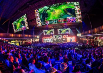 Team Falcons выиграла Esports World Cup по Rocket League