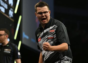 Ван Вин и Прайс узнали соперников на старте New Zealand Darts Masters