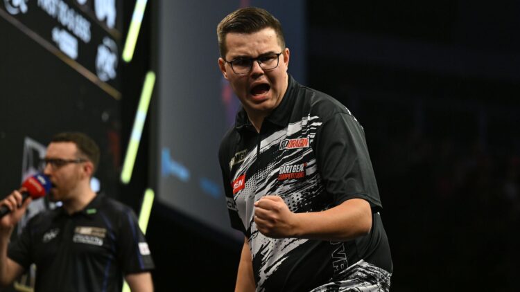 Ван Вин и Прайс узнали соперников на старте New Zealand Darts Masters