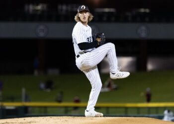 White Sox call up top pitching prospects Hagen Smith, Tanner McDougal