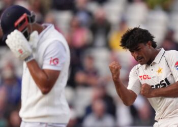 Хусейн: уязвимость Рута к lbw — пятно на игре Англии