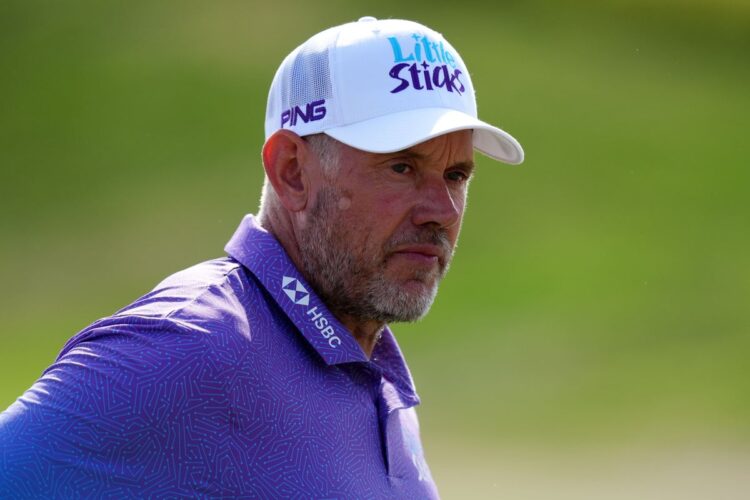 Ли Уэствуд раздумывает об уходе из LIV Golf. Серия, всколыхнувшая мир гольфа два года назад, подала заявление о защите от банкротства — и британцу такой поворот явно не по нраву.